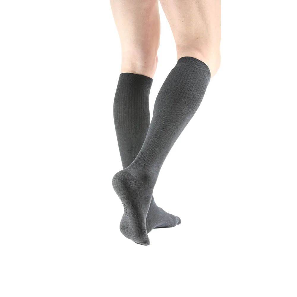 [NgRT011uyRT0015015] L'homme La chaussette Fine Gris Classe 2 Taille 3 Long